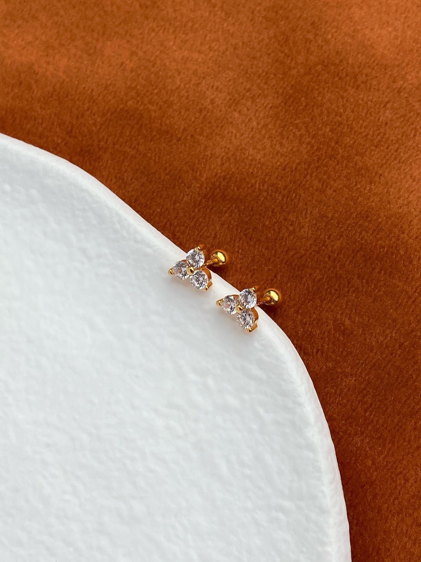 Mini Clover Stud Earrings, Three Petal Flower Piercing Screwback Earrings, Cute Small Floral Studs Jewelry, Sterling Silver Zircon Jewellery