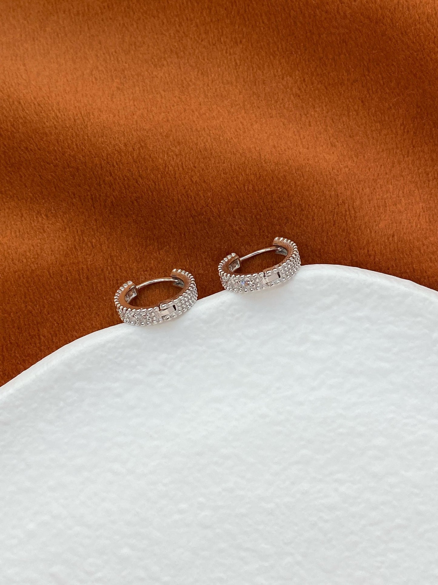 Elegant Sparkling Hoop Earrings, Dainty Shiny Basic Huggie, Daily Everyday Simple Hoops Jewelry, Gold Plated 925 Sterling Silver Jewellery