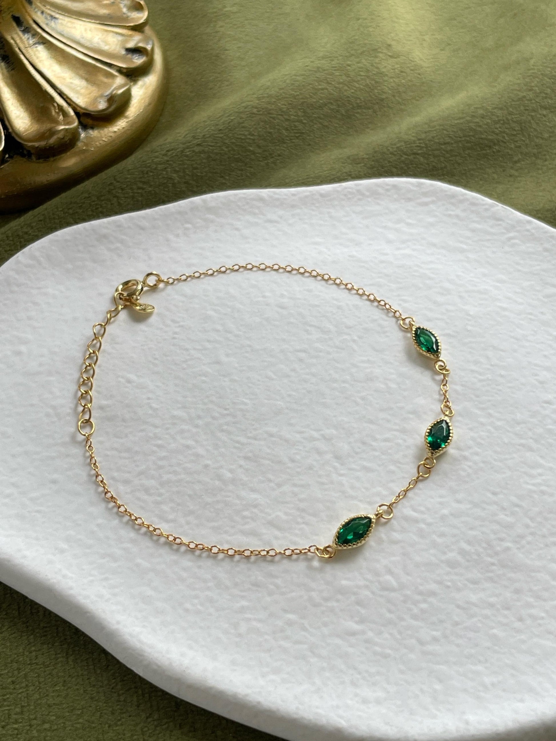 Marquise Emerald Bracelet, Retro Oval Green Stone Chain Bracelet, Dainty Royal Court Gold Plated Silver Jewellery, Elegant Vintage Jewelry