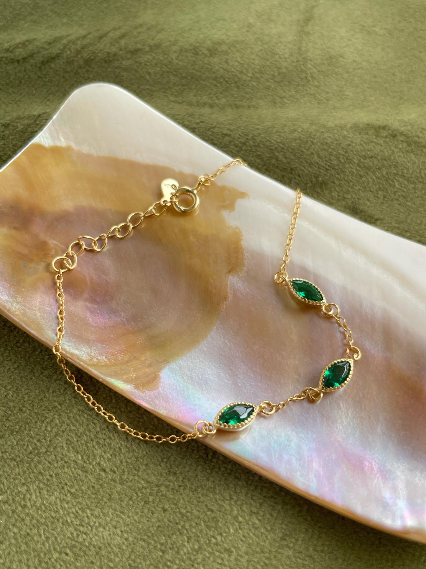 Marquise Emerald Bracelet, Retro Oval Green Stone Chain Bracelet, Dainty Royal Court Gold Plated Silver Jewellery, Elegant Vintage Jewelry