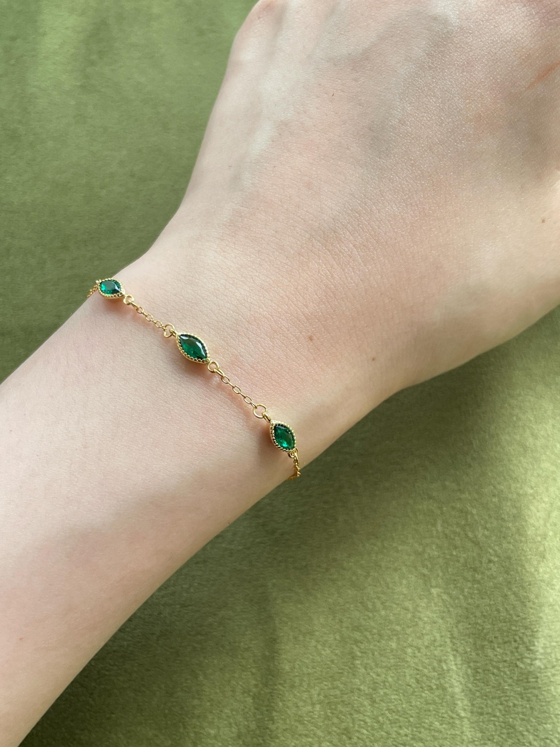 Marquise Emerald Bracelet, Retro Oval Green Stone Chain Bracelet, Dainty Royal Court Gold Plated Silver Jewellery, Elegant Vintage Jewelry
