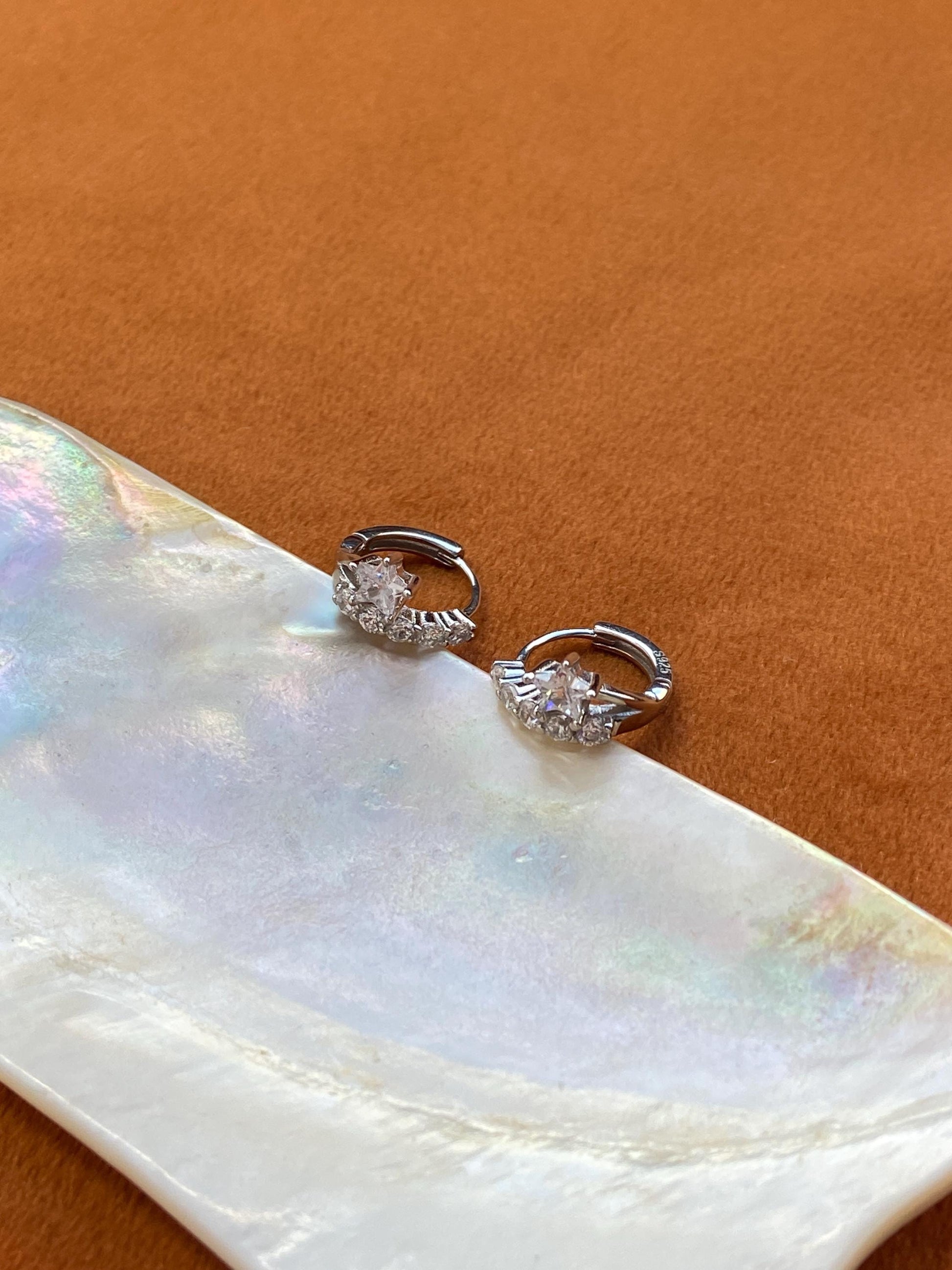 Sparkling Star Hoop Earrings, Dainty Pentagram Huggie, Silver Celestial Earrings Jewelry, Gold Plated Sterling Silver Shiny Star Jewellery